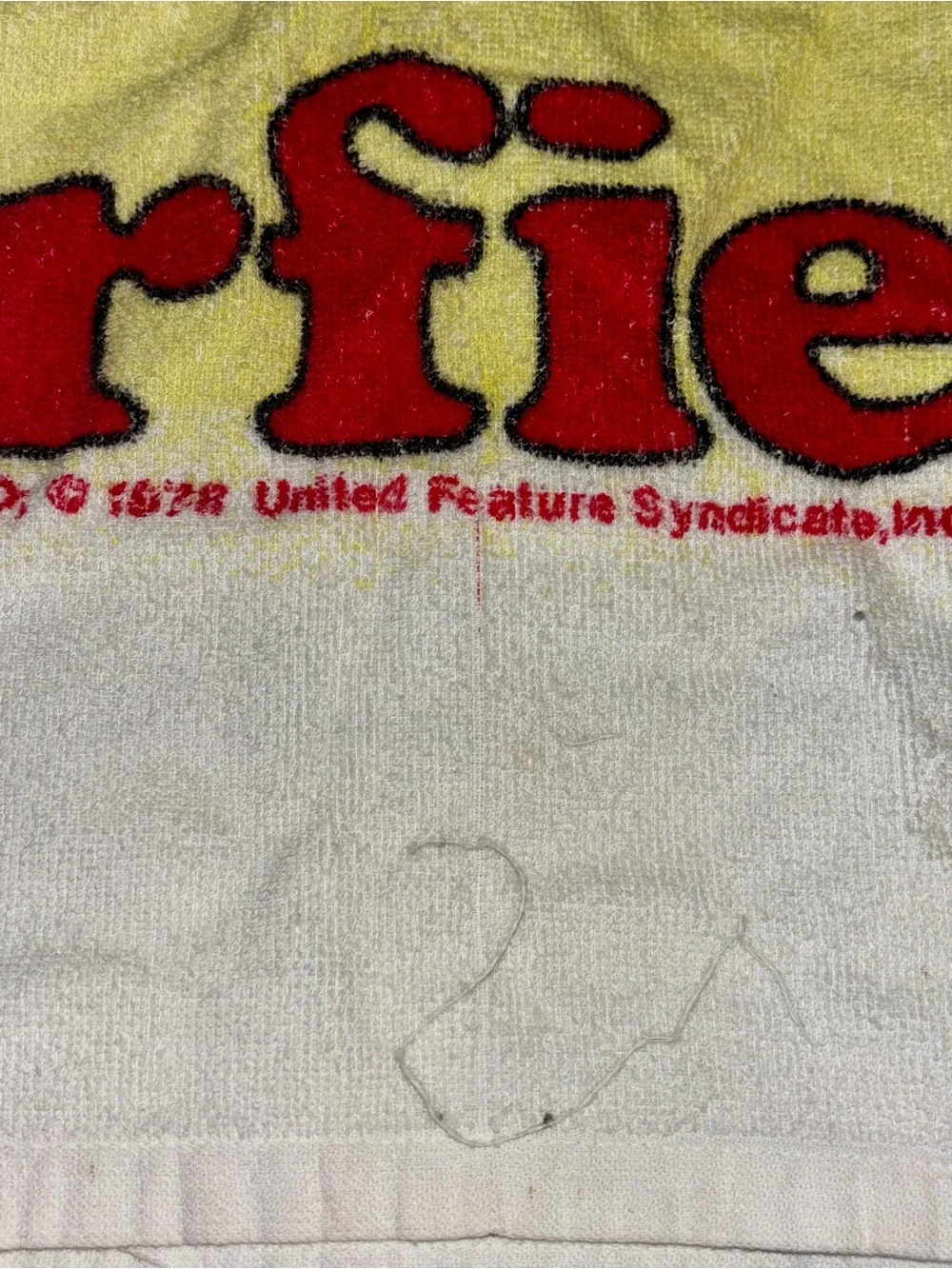 Vintage 80s Garfield Beach Towel - Graphic Cartoon - White